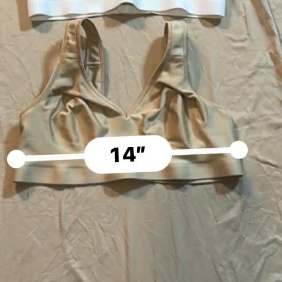 THREE Hanes Comfort Evolution wireless bras (1 black, 1 white, 1 taupe) L / 36D - Picture 9 of 14